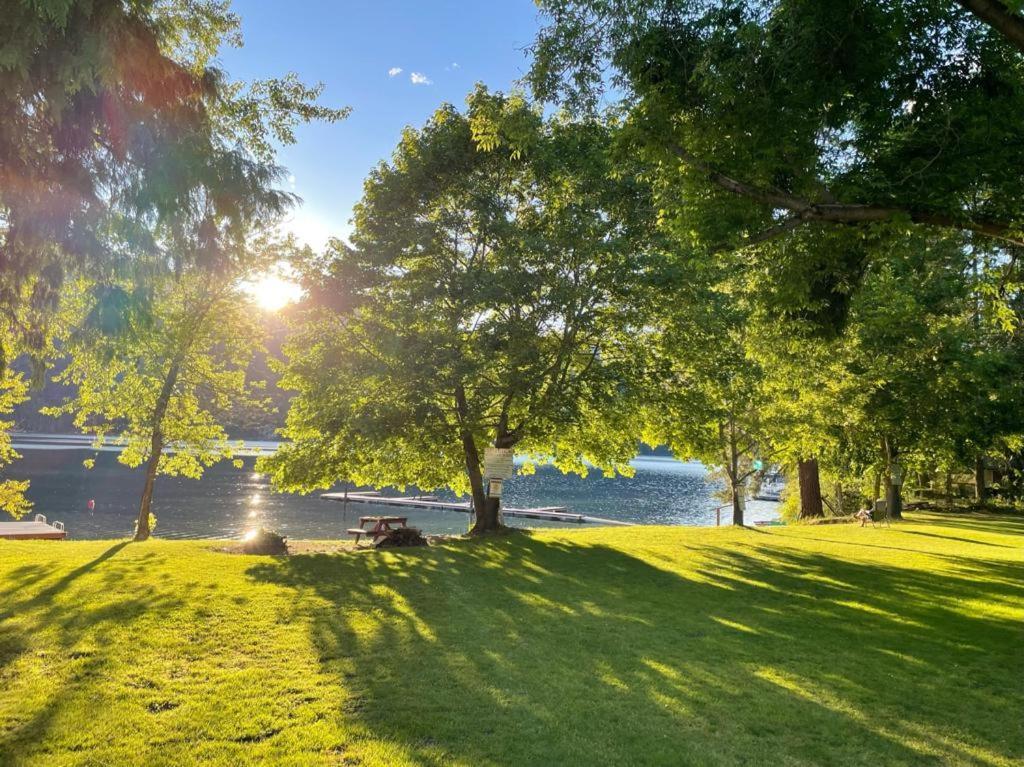 Skands Campground Christina Lake Экстерьер фото